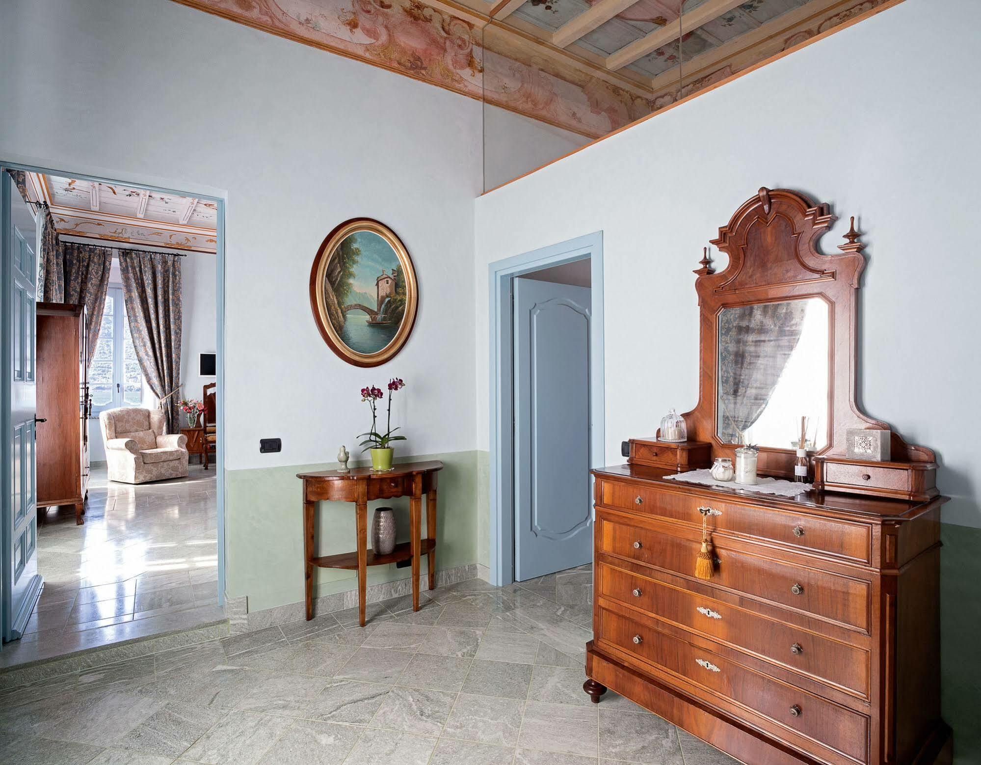 Palazzo Del Vicere Lejlighedshotel Lezzeno Eksteriør billede